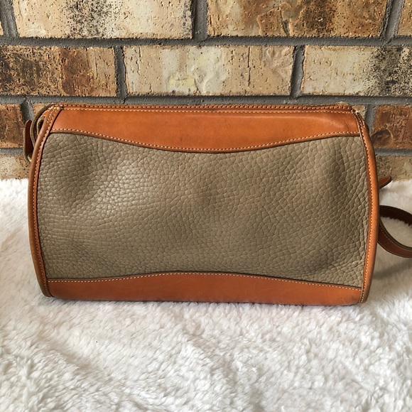 Dooney and Bourke - Picture 2 of 7